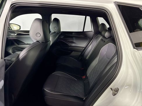 New 2026 Volkswagen Tiguan SEL R-Line image 21