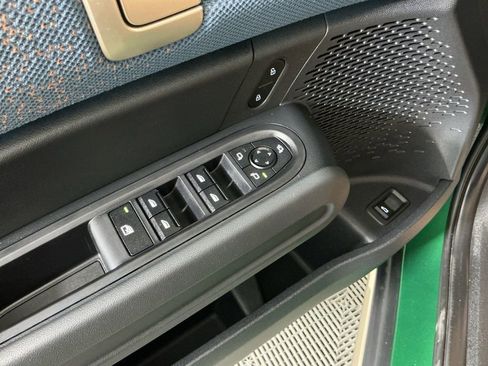 Certified 2025 MINI Cooper Countryman S w/ Comfort Package Max image 17