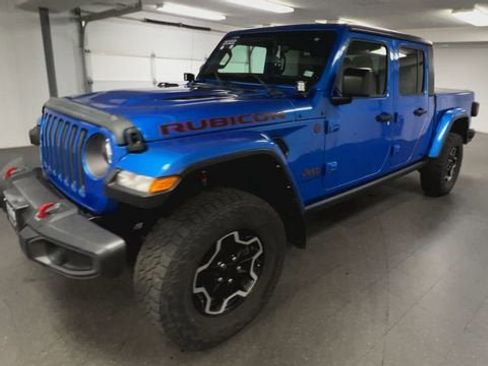 Used 2022 Jeep Gladiator Rubicon w/ Cold Weather Group image 4