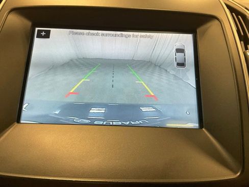 Used 2017 Ford Edge SEL w/ Equipment Group 201A image 15