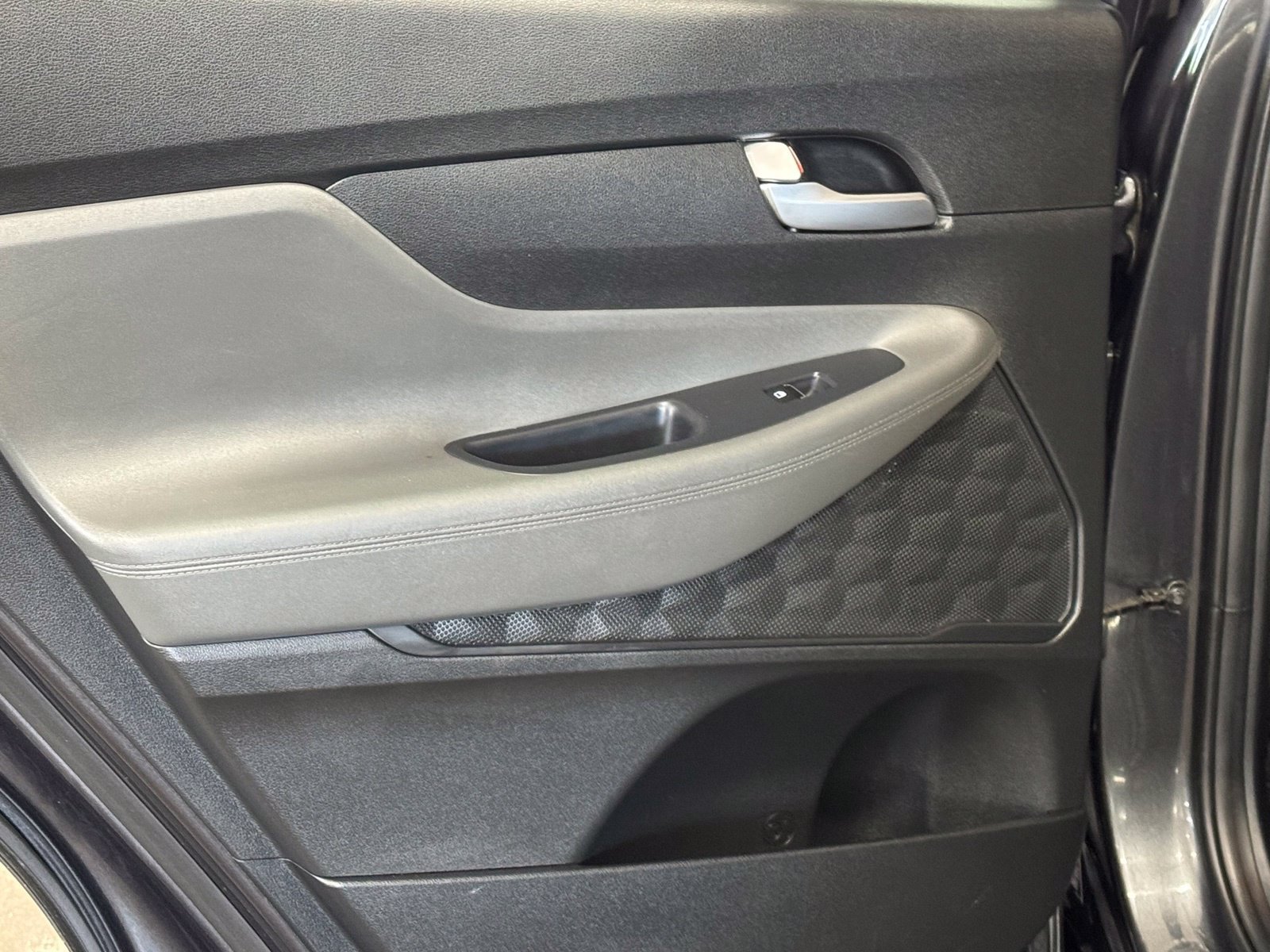 Used 2023 Hyundai Santa Fe SEL FWD image 37