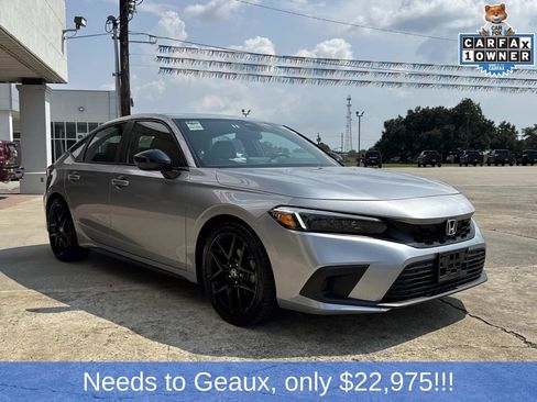 Used 2024 Honda Civic Sport image 2