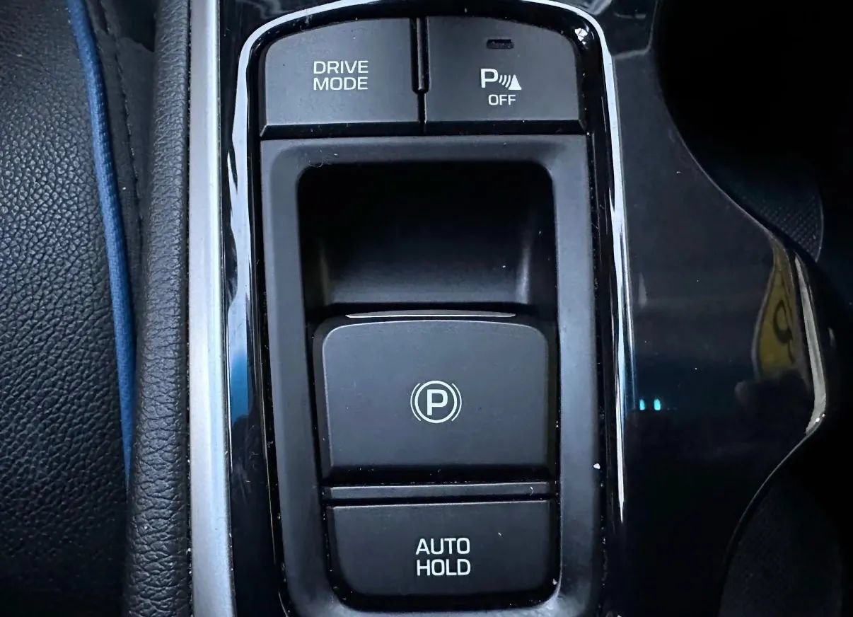 Used 2018 Hyundai Sonata Limited FWD image 20