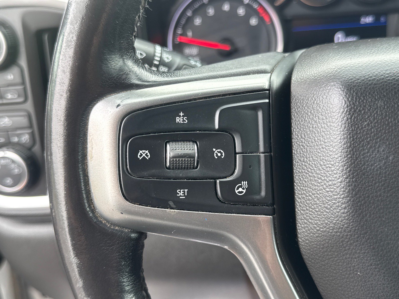 Used 2019 Chevrolet Silverado 1500 LT w/ All-Star Edition AWD/4WD image 19