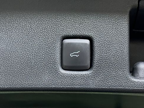 Used 2024 Ford Escape ST-Line FWD image 29