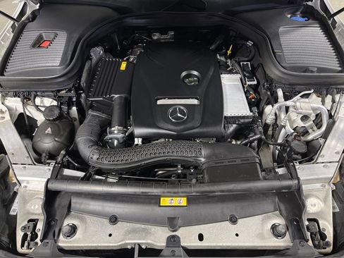 Used 2019 Mercedes-Benz GLC 300 image 10
