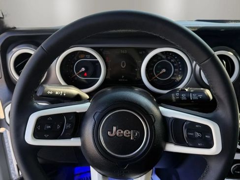 Used 2023 Jeep Wrangler Unlimited Sport AWD/4WD image 29