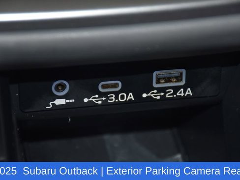 Used 2025 Subaru Outback Premium image 18