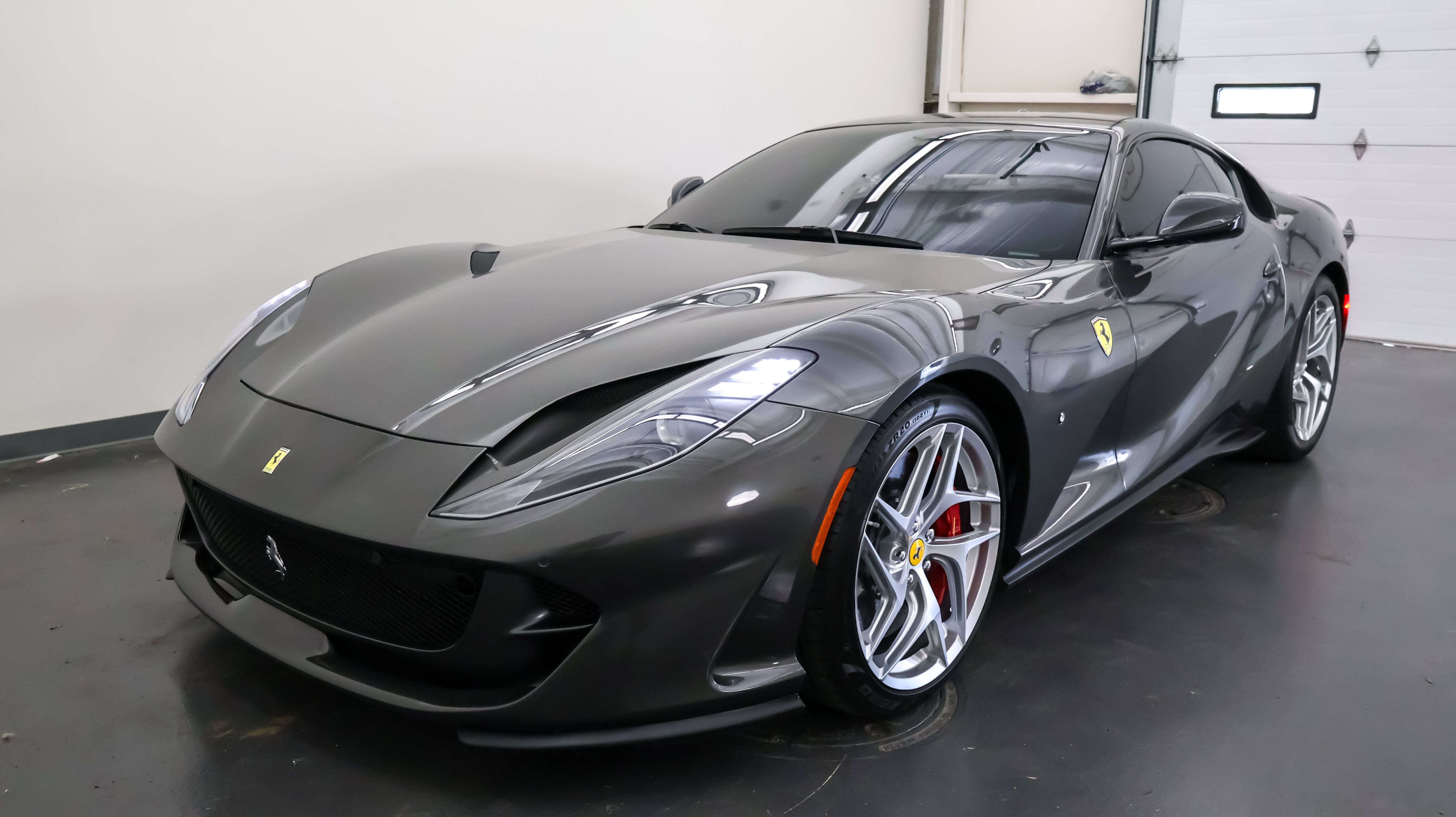 Used 2019 Ferrari 812 Superfast RWD image 7