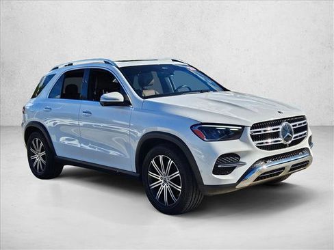 Certified 2025 Mercedes-Benz GLE 350 4MATIC image 3