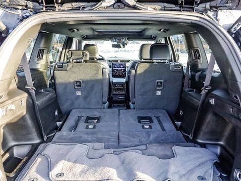 Certified 2024 Jeep Grand Cherokee L Limited w/ Luxury Tech Group II image 32