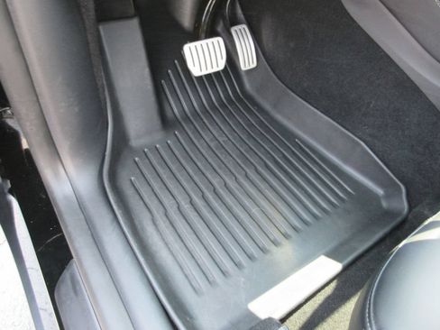 Used 2024 Tesla Model Y Performance AWD/4WD image 26