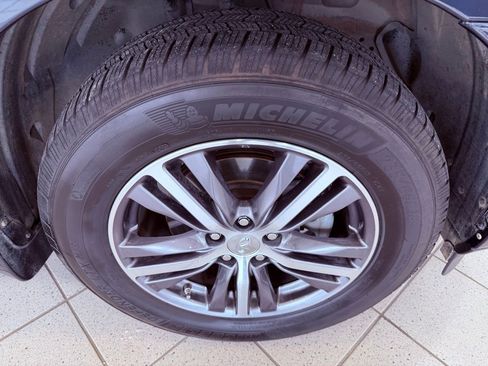 Used 2018 INFINITI QX60 AWD w/ Premium Plus Package image 18