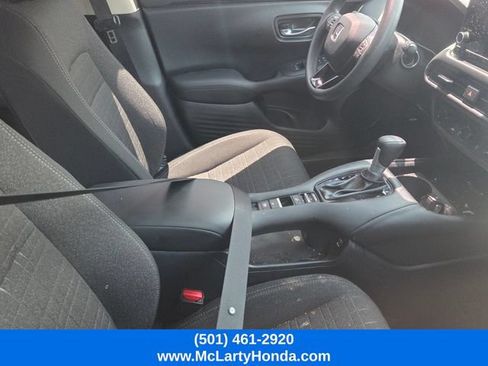 Used 2025 Honda HR-V LX image 10
