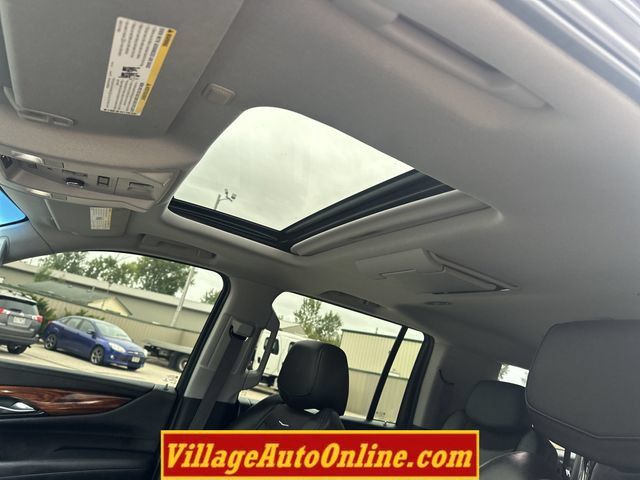 Used 2015 Cadillac Escalade ESV Premium AWD/4WD image 17