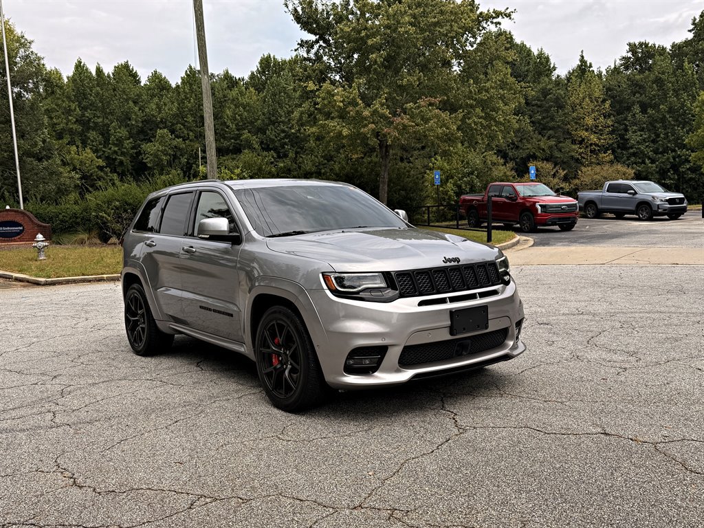 Used 2019 Jeep Grand Cherokee SRT AWD/4WD image 3