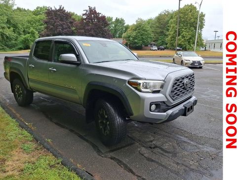 Used 2020 Toyota Tacoma TRD Off-Road w/ Technology Package AWD/4WD image 4