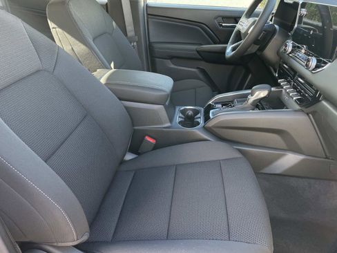 New 2026 GMC Canyon Elevation w/ Convenience Package image 27