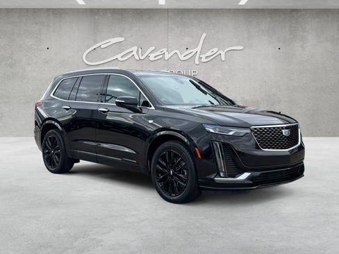 Certified 2022 Cadillac XT6 Premium Luxury w/ LPO, ONYX Package FWD image 2
