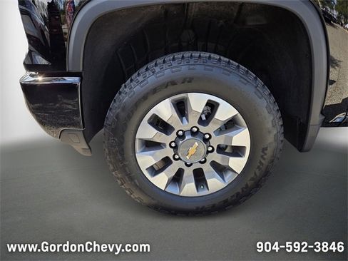 New 2026 Chevrolet Silverado 2500 Custom w/ Custom Value Package image 9