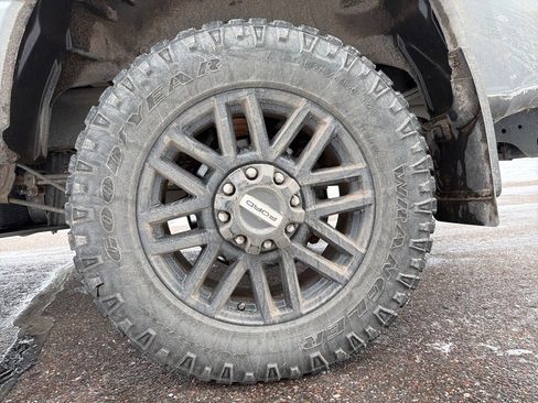 Used 2021 Ford F250 Lariat image 8