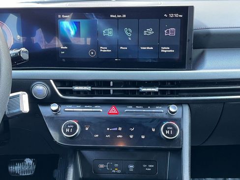 Used 2025 Hyundai Sonata SEL image 17