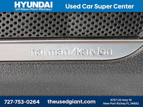 Certified 2023 Hyundai Santa Fe Limited AWD/4WD image 35