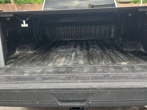 Used 2025 Chevrolet Silverado 2500 Custom w/ Custom Value Package AWD/4WD image 9