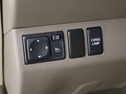 Used 2017 Nissan Frontier SV w/ SV Value Truck Package RWD image 23