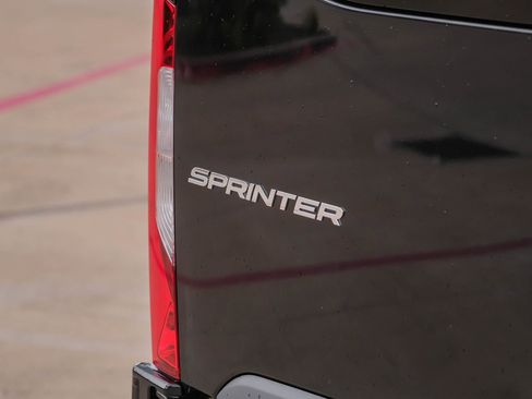 Used 2024 Mercedes-Benz Sprinter 3500 image 74