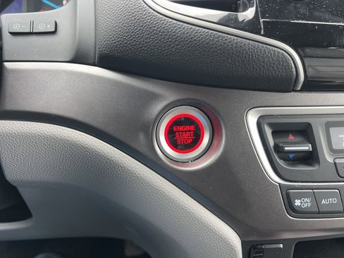 Used 2021 Honda Pilot Special Edition image 15