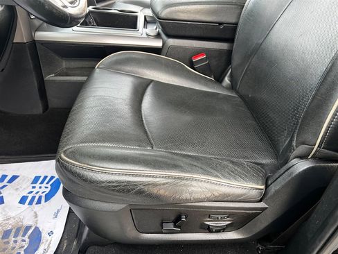 Used 2015 RAM 2500 Limited image 23