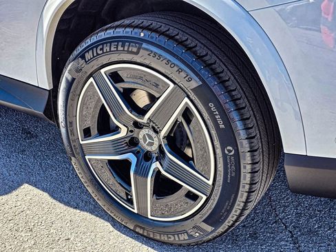 New 2026 Mercedes-Benz GLC 300 4MATIC image 11