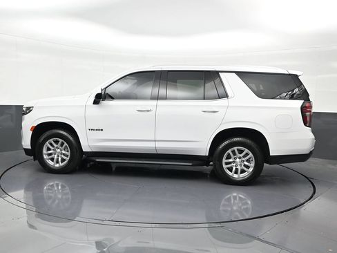 Used 2024 Chevrolet Tahoe LS RWD image 2