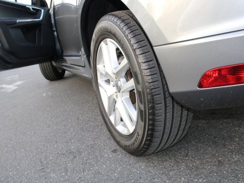 Used 2017 Volvo XC60 T5 w/ Tailgate Package image 20