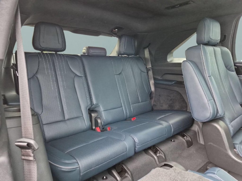 New 2025 Cadillac Escalade IQ Sport 2 AWD/4WD image 27