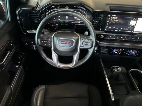 Used 2024 GMC Sierra 1500 Elevation w/ Elevation Premium Package AWD/4WD image 11