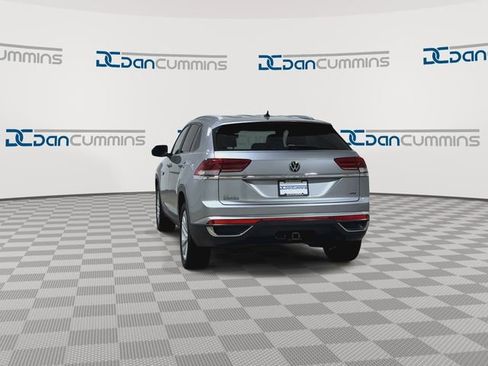 Used 2020 Volkswagen Atlas Cross Sport SE w/ Towing Package AWD/4WD image 7