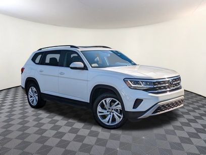Used 2023 Volkswagen Atlas SE w/ Panoramic Sunroof Package