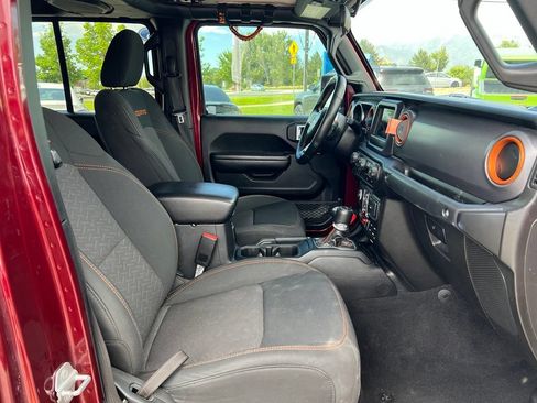 Used 2021 Jeep Gladiator Mojave AWD/4WD image 15