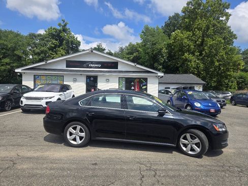 Used 2013 Volkswagen Passat 2.5 SE FWD image 7