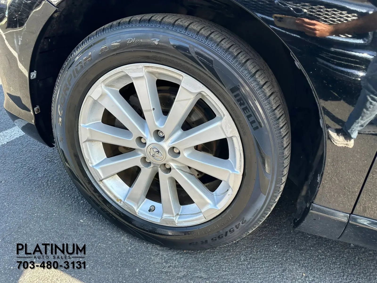 Used 2011 Toyota Venza FWD image 23