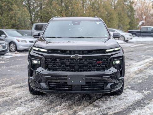 Used 2025 Chevrolet Traverse RS image 14