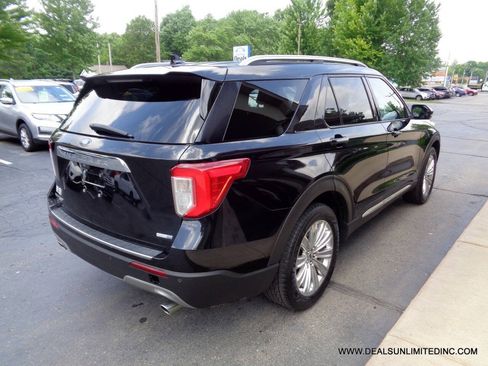 Used 2020 Ford Explorer Limited AWD/4WD image 3