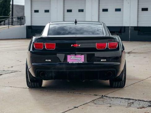 Used 2011 Chevrolet Camaro SS w/ Interior Accent Trim Package image 17