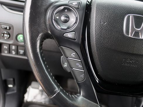 Used 2018 Honda Ridgeline RTL-E image 20