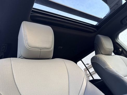 Certified 2024 Lexus GX 550 image 20