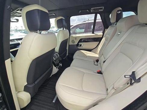 Used 2021 Land Rover Range Rover P525 Westminster Edition image 8