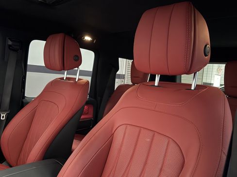 Used 2024 Mercedes-Benz G 550 image 23
