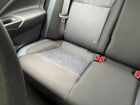 Used 2025 Nissan Versa SV image 37